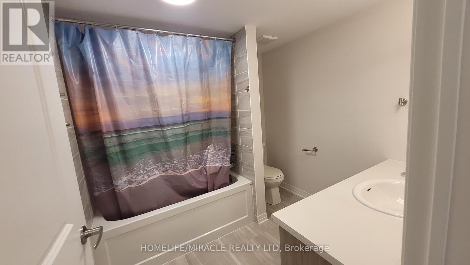 Photo 12 of 6 50 Baynes Way, Bradford West Gwillimbury ON