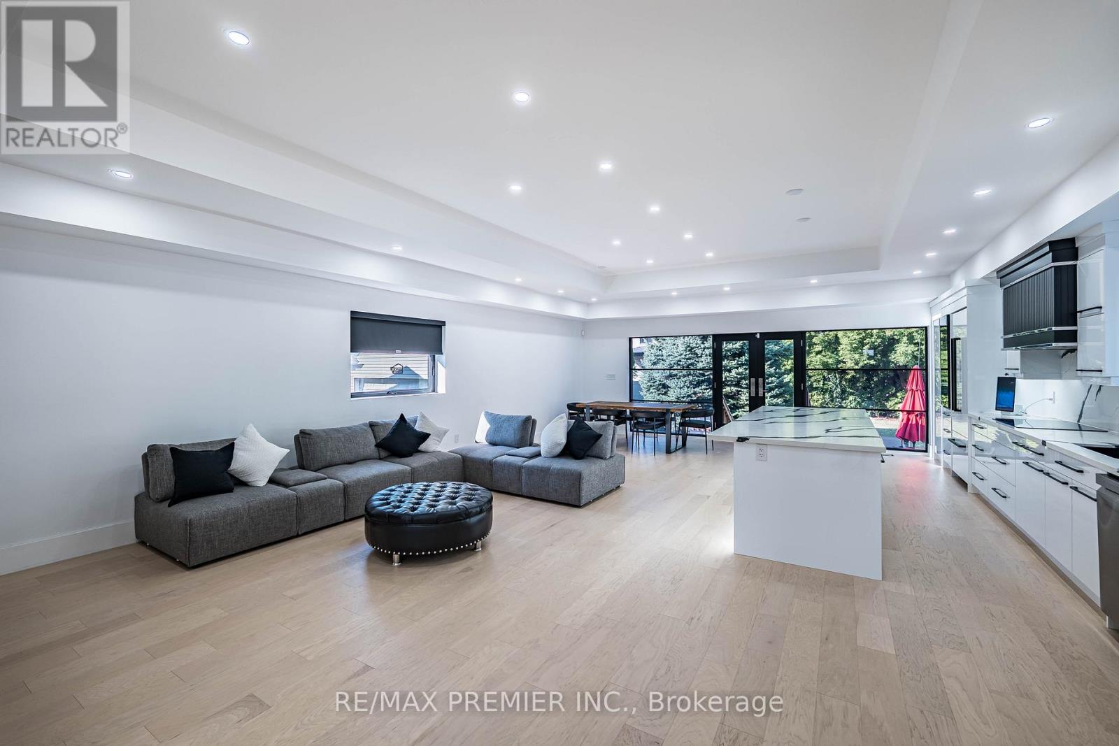 Photo 11 of 24 Gosling Road, Vaughan ON