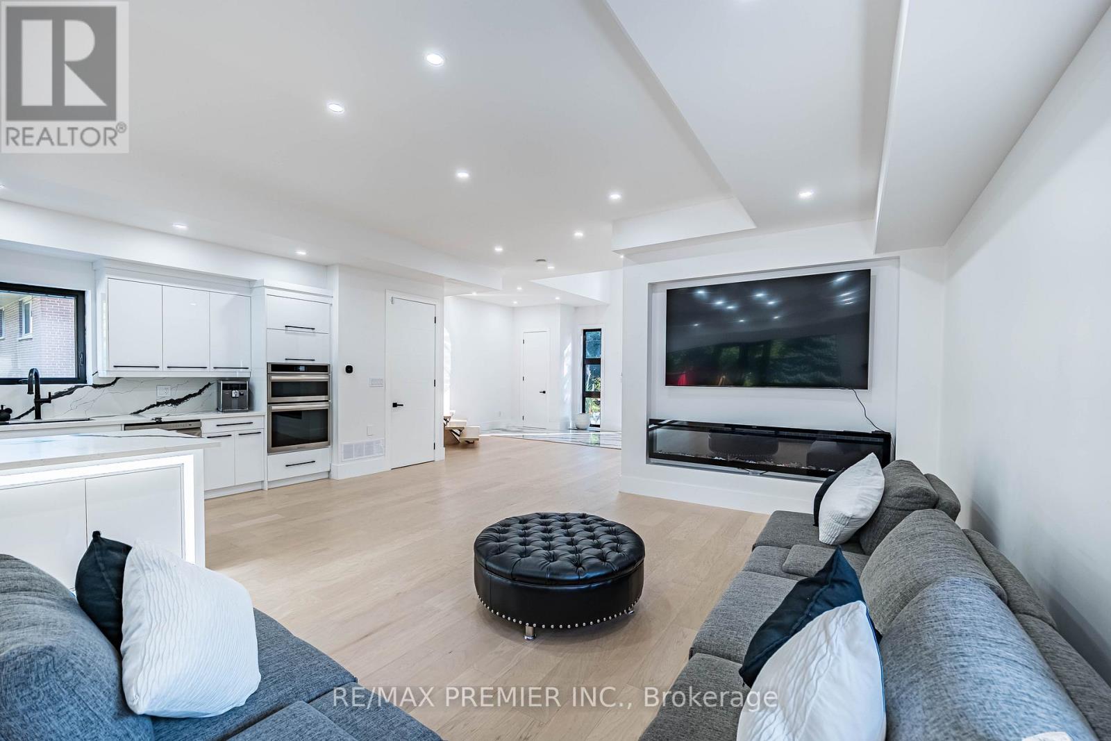 Photo 16 of 24 Gosling Road, Vaughan ON