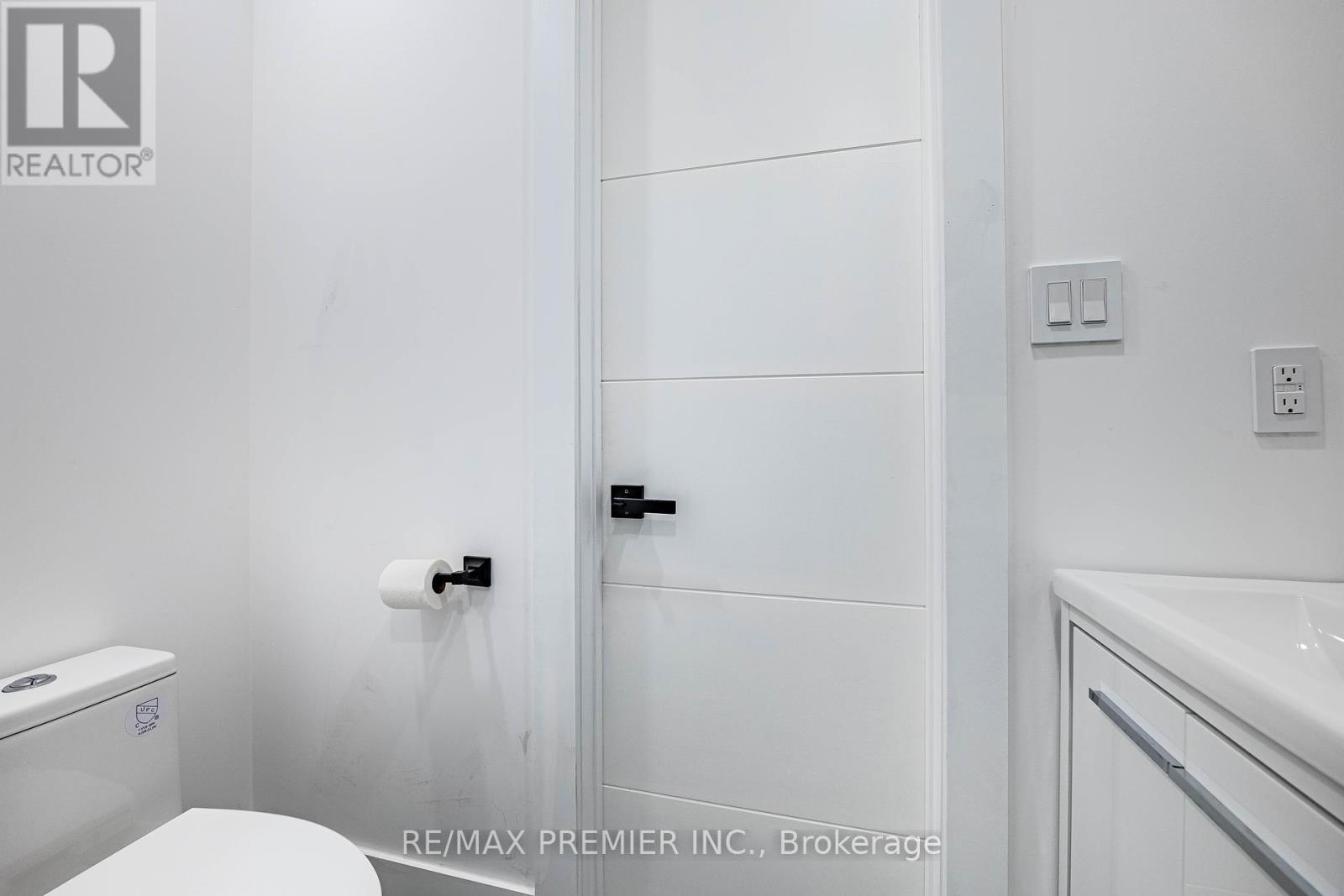 Photo 37 of 24 Gosling Road, Vaughan ON