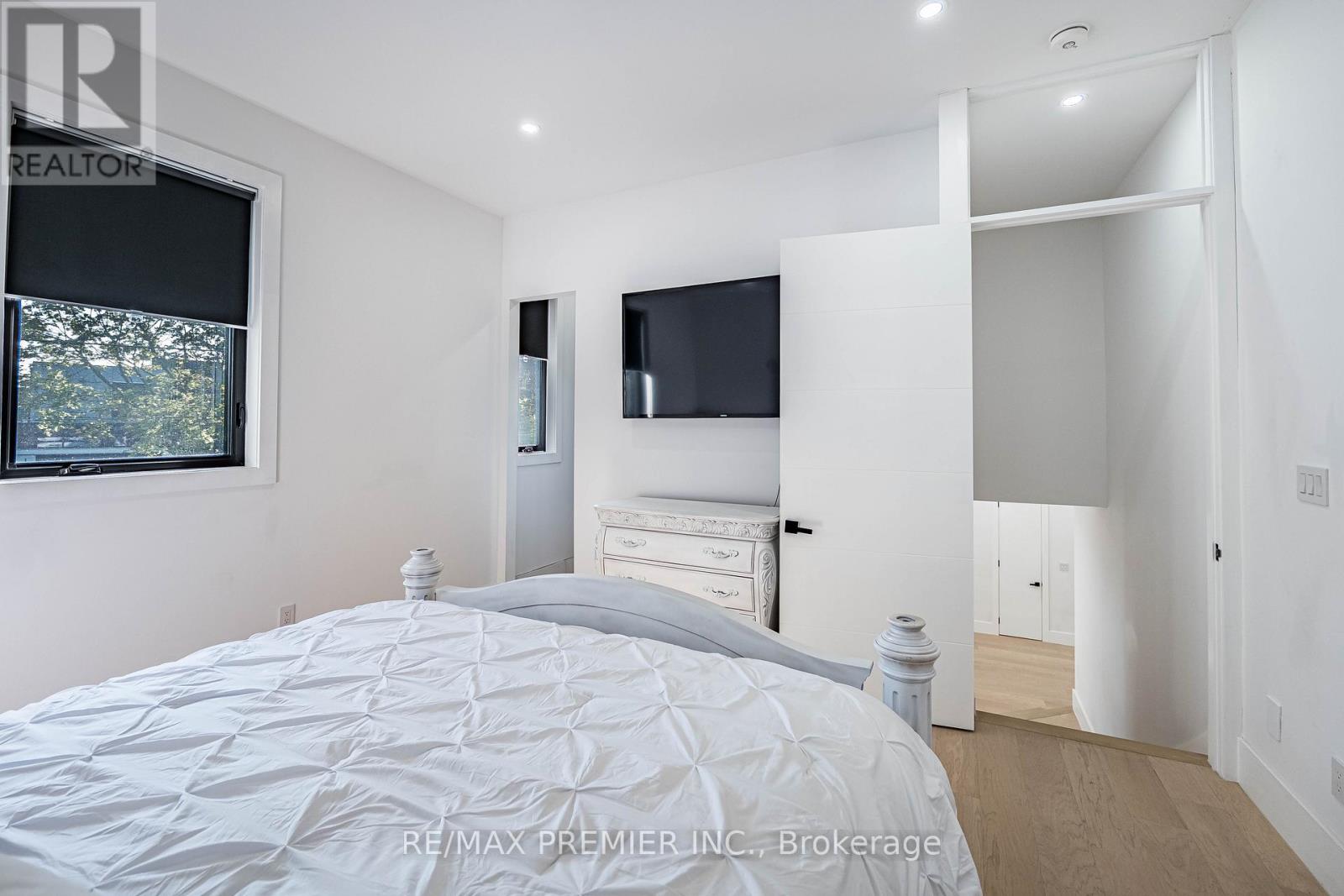 Photo 40 of 24 Gosling Road, Vaughan ON