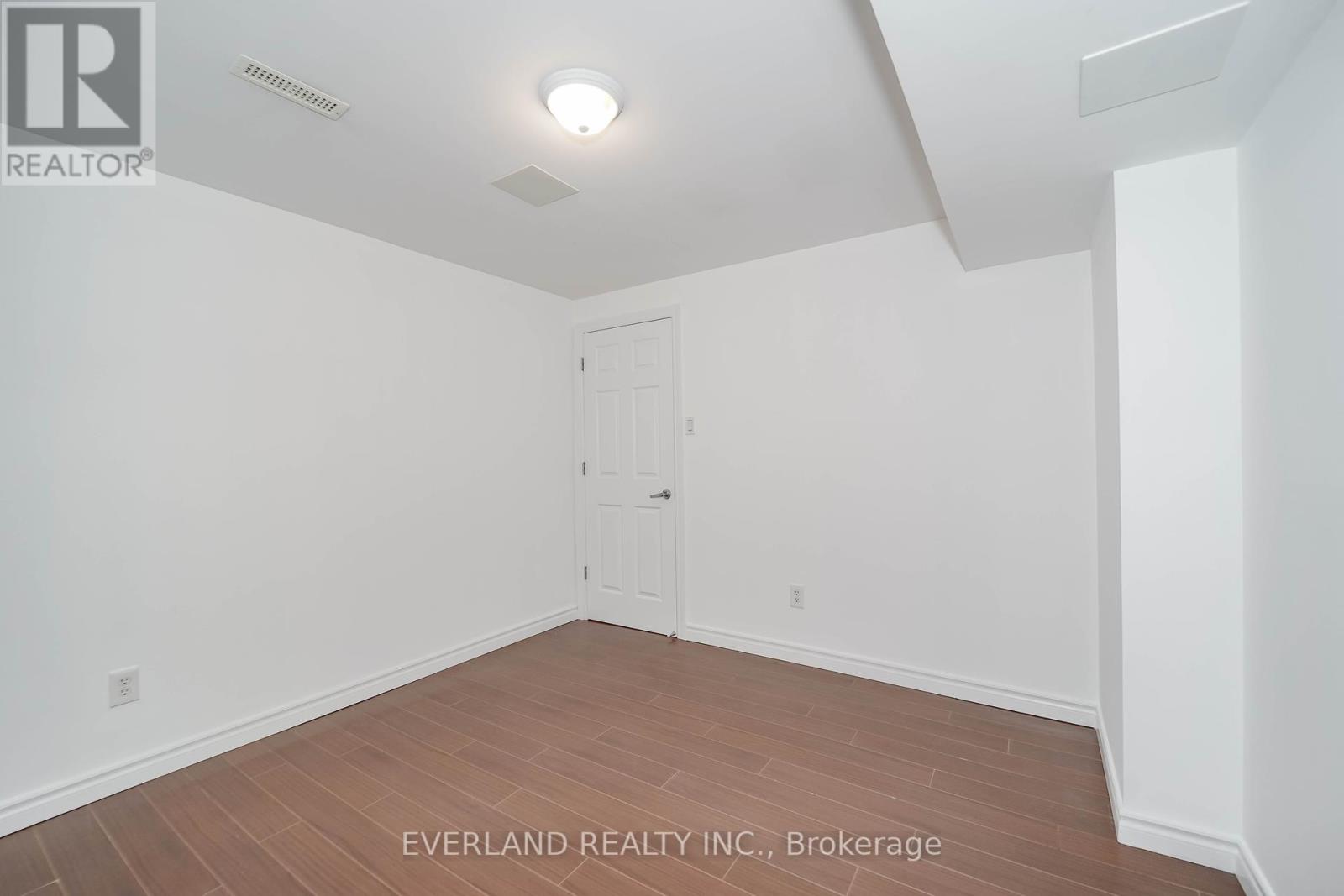 Photo 25 of 187 Silver Linden Drive, Richmond Hill ON