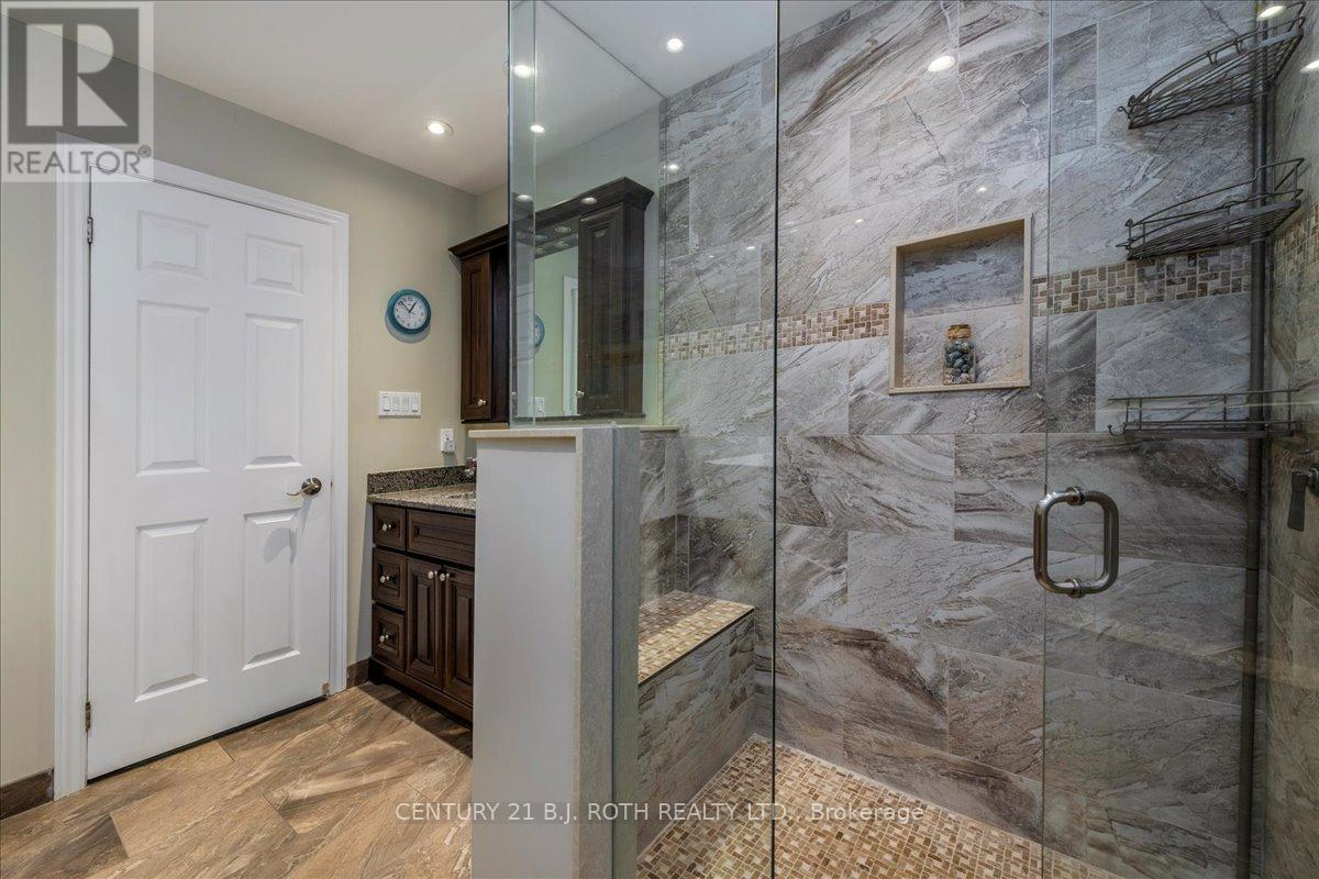 Photo 18 of 2834 Dempster Avenue, Innisfil ON
