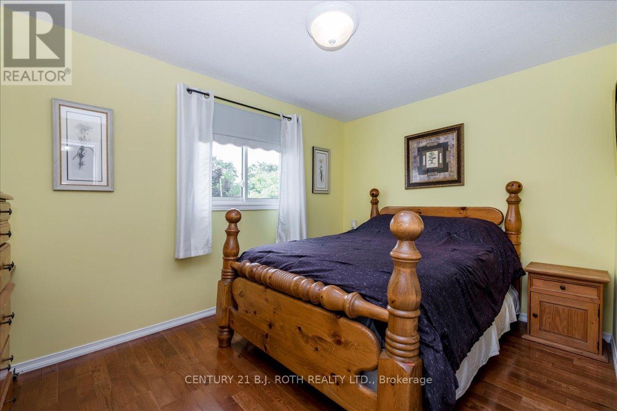 Photo 19 of 2834 Dempster Avenue, Innisfil ON