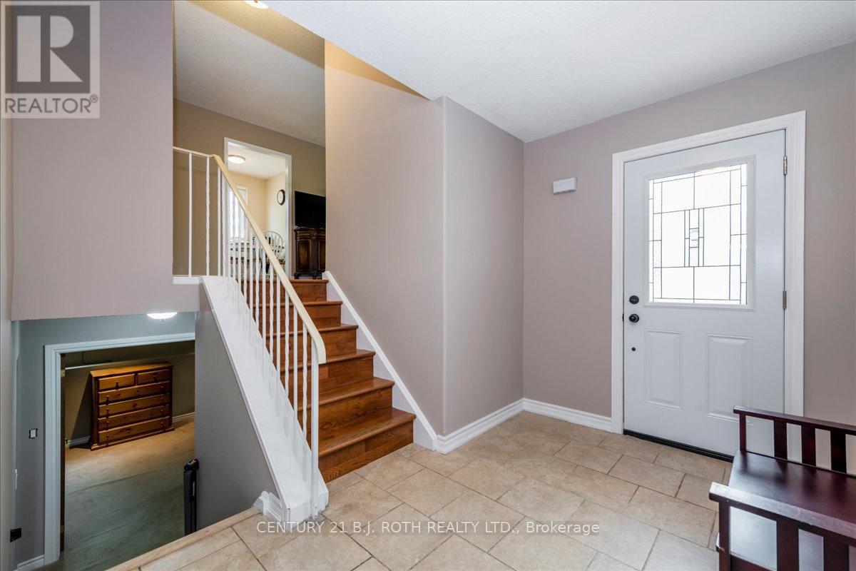 Photo 3 of 2834 Dempster Avenue, Innisfil ON