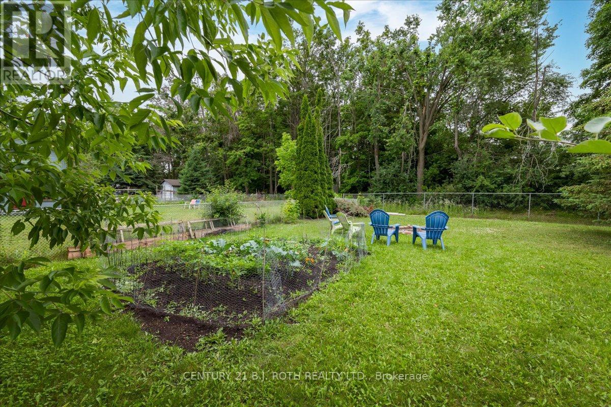 Photo 37 of 2834 Dempster Avenue, Innisfil ON