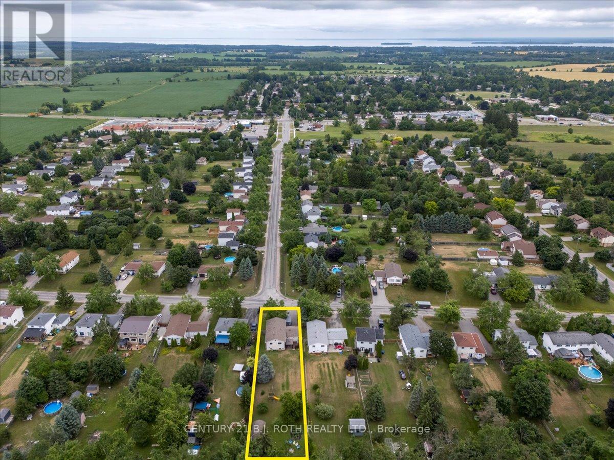 Photo 44 of 2834 Dempster Avenue, Innisfil ON
