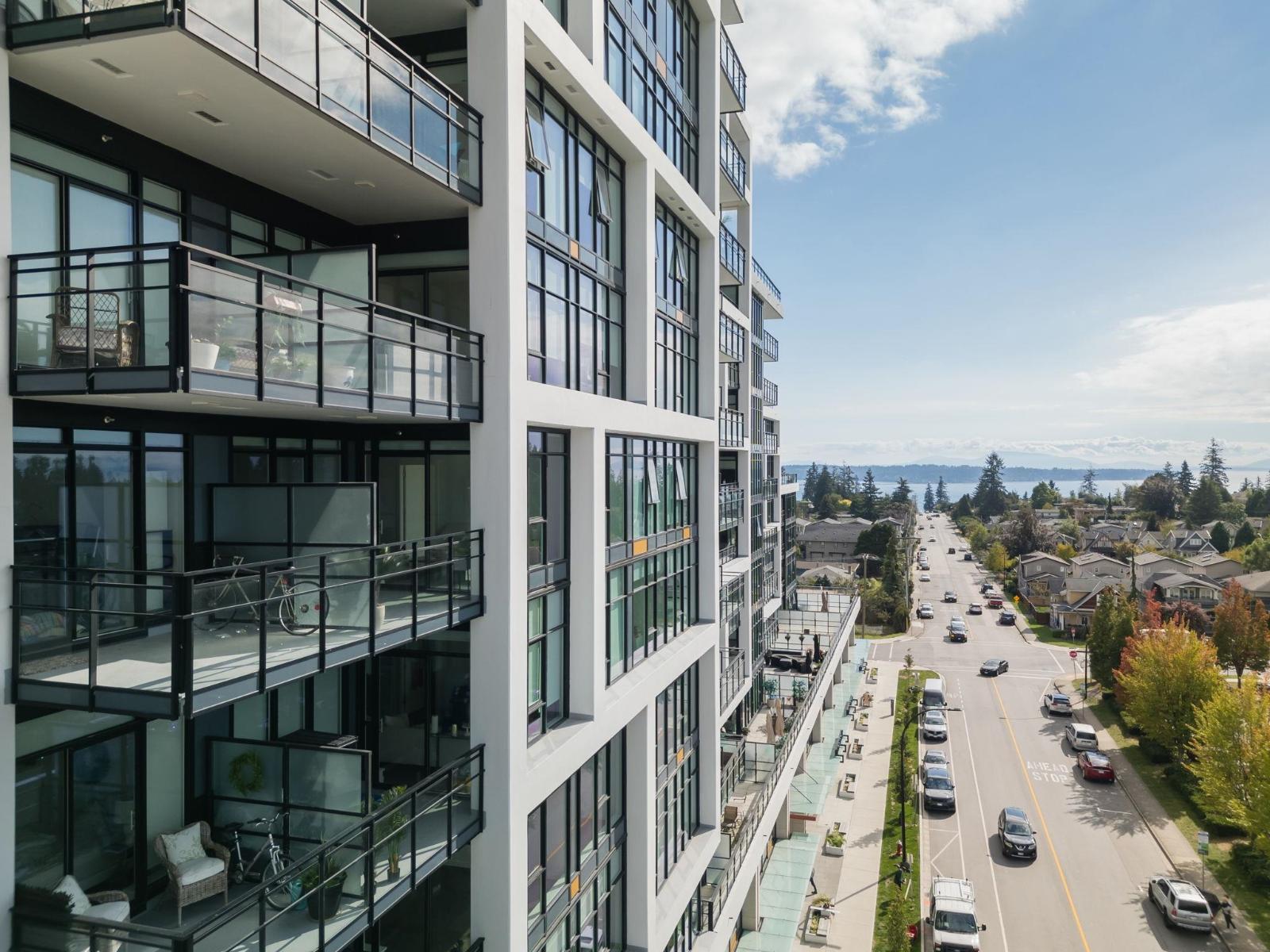 711 1526 FINLAY STREET, White Rock