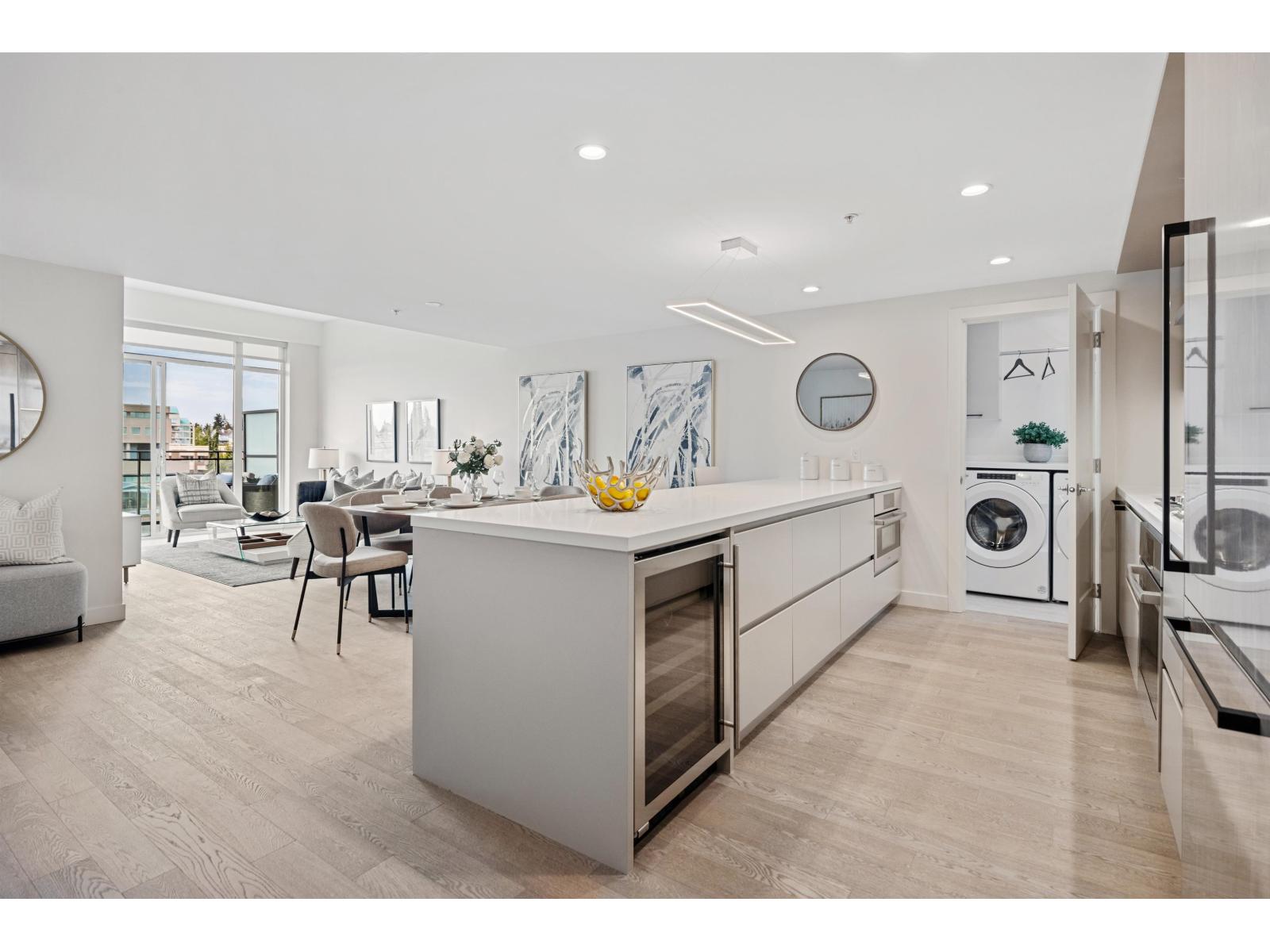 Photo 6 of 415 1526 Finlay Street, White Rock BC