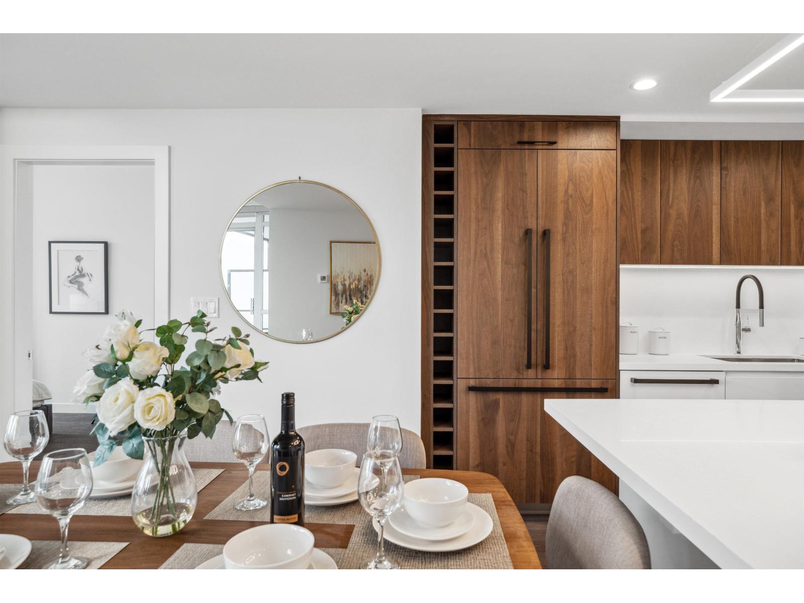 Photo 12 of 304 1526 Finlay Street, White Rock BC
