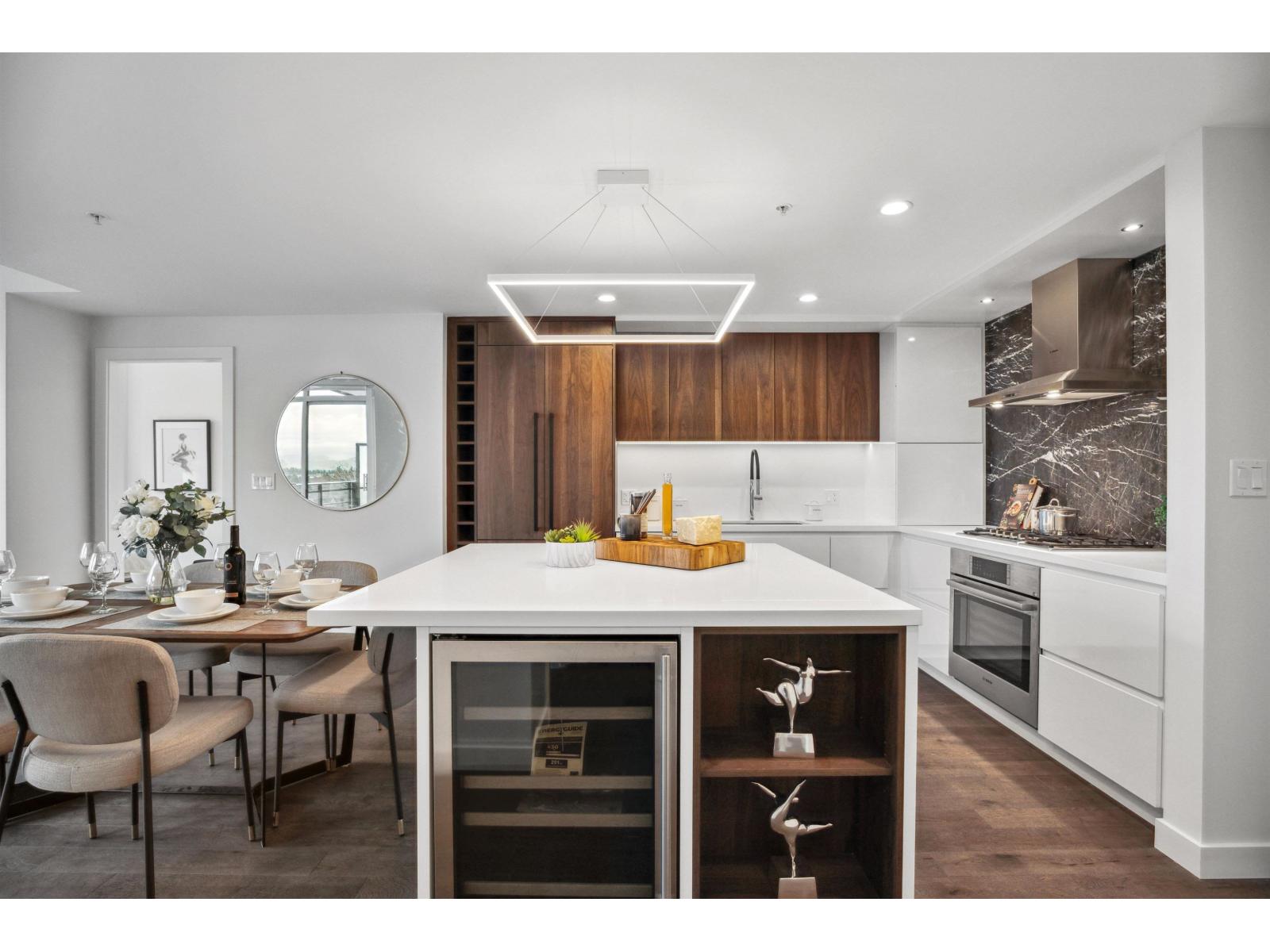Photo 29 of 304 1526 Finlay Street, White Rock BC