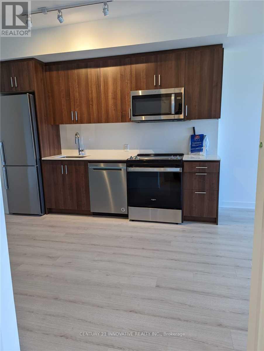 Photo 8 of 415 681 Yonge Street, Barrie ON