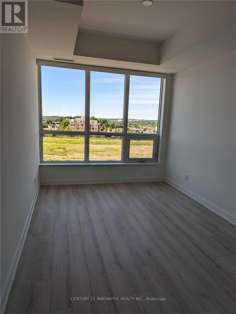 Photo 11 of 415 681 Yonge Street, Barrie ON