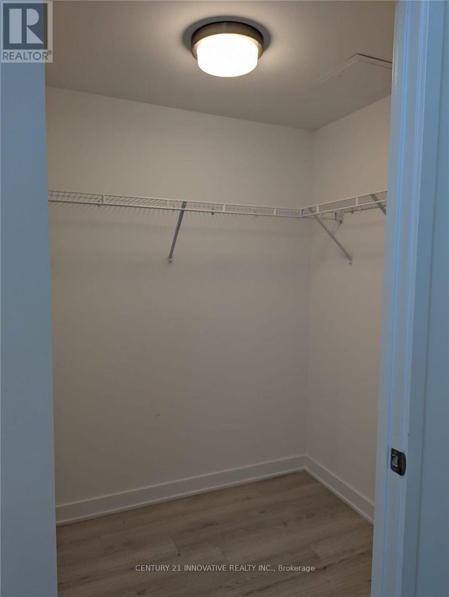 Photo 19 of 415 681 Yonge Street, Barrie ON