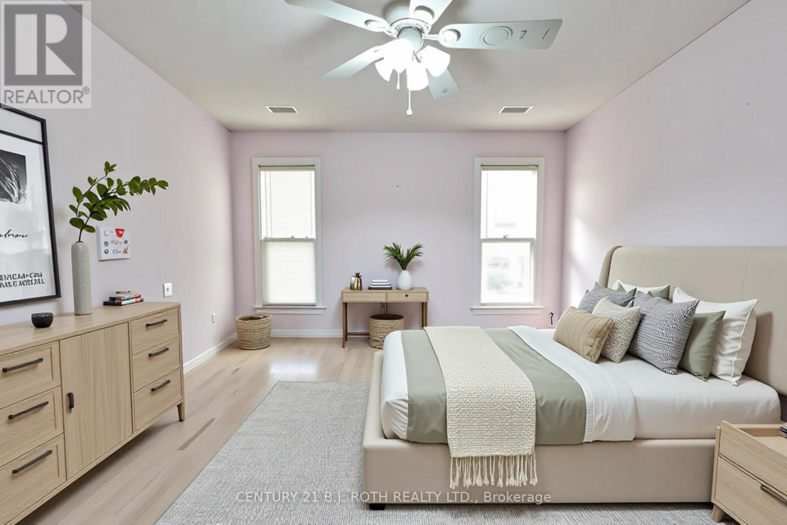 Photo 8 of 55 Bloxham Place, Barrie ON
