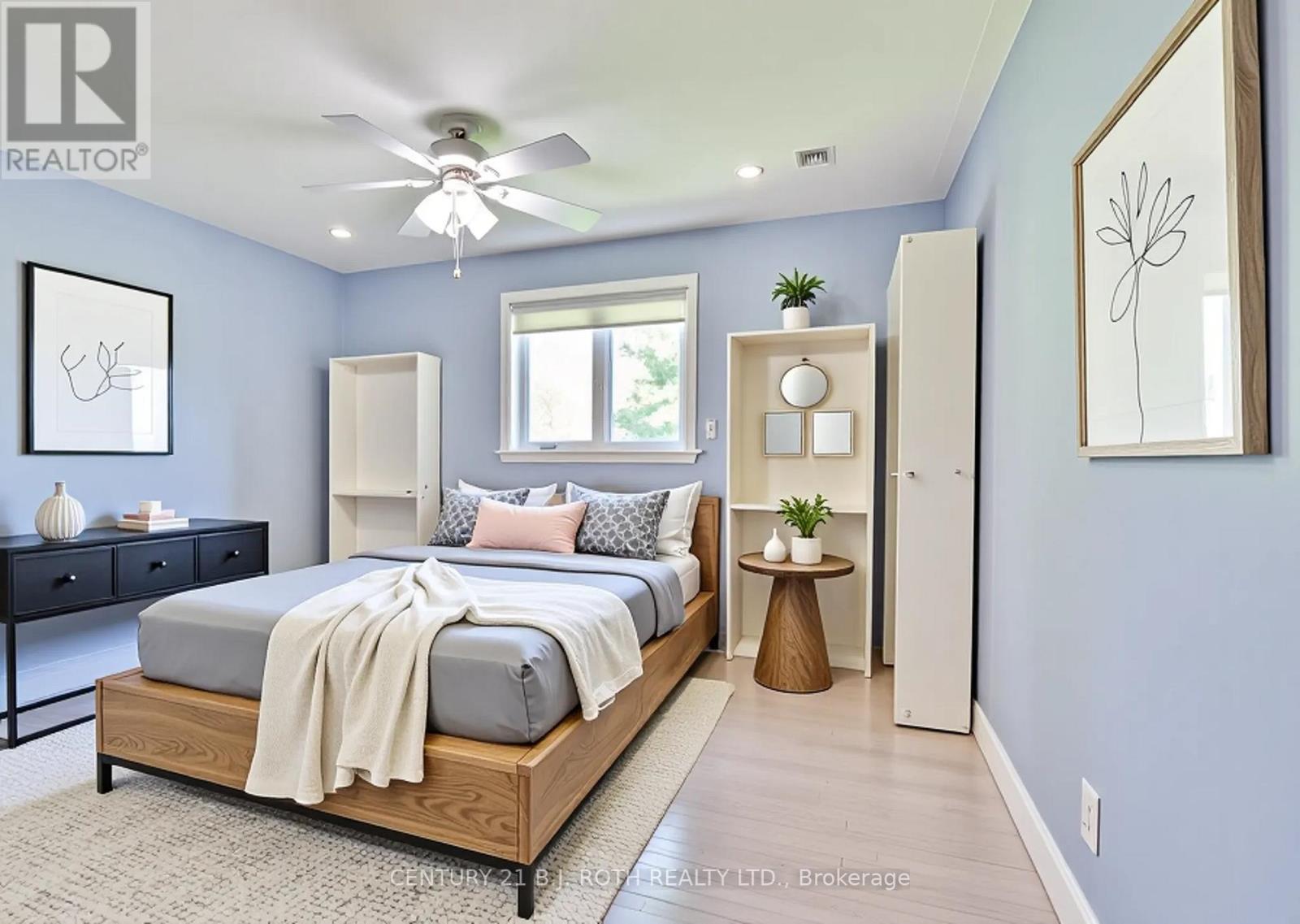 Photo 23 of 55 Bloxham Place, Barrie ON