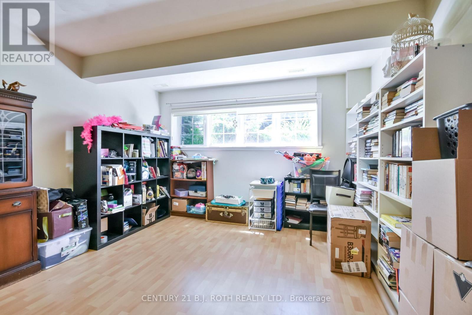 Photo 22 of 55 Bloxham Place, Barrie ON