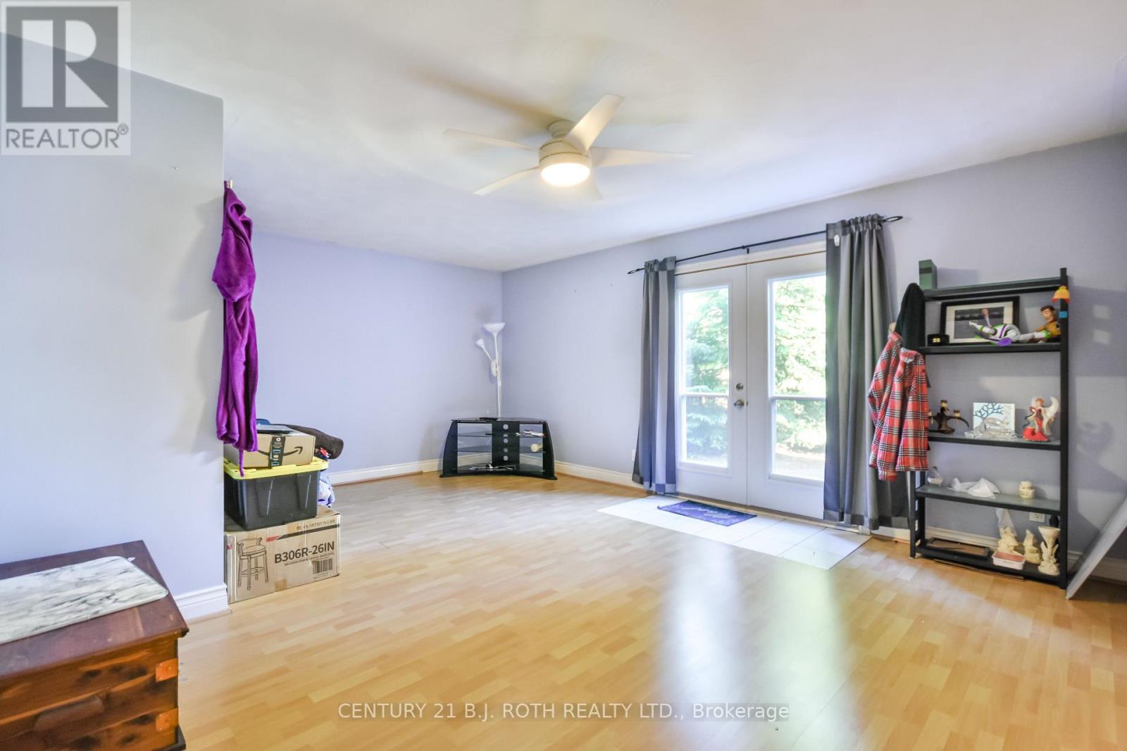 Photo 21 of 55 Bloxham Place, Barrie ON