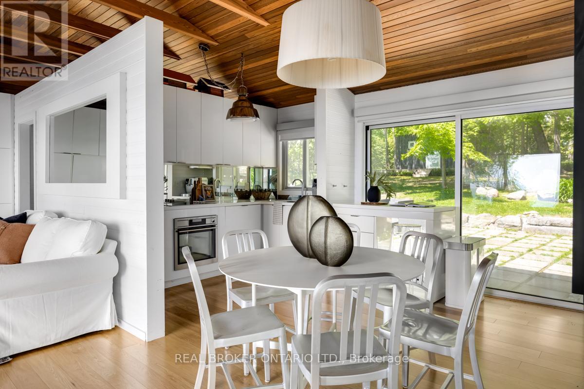 Photo 22 of 45 Ivy Lane, Orillia ON