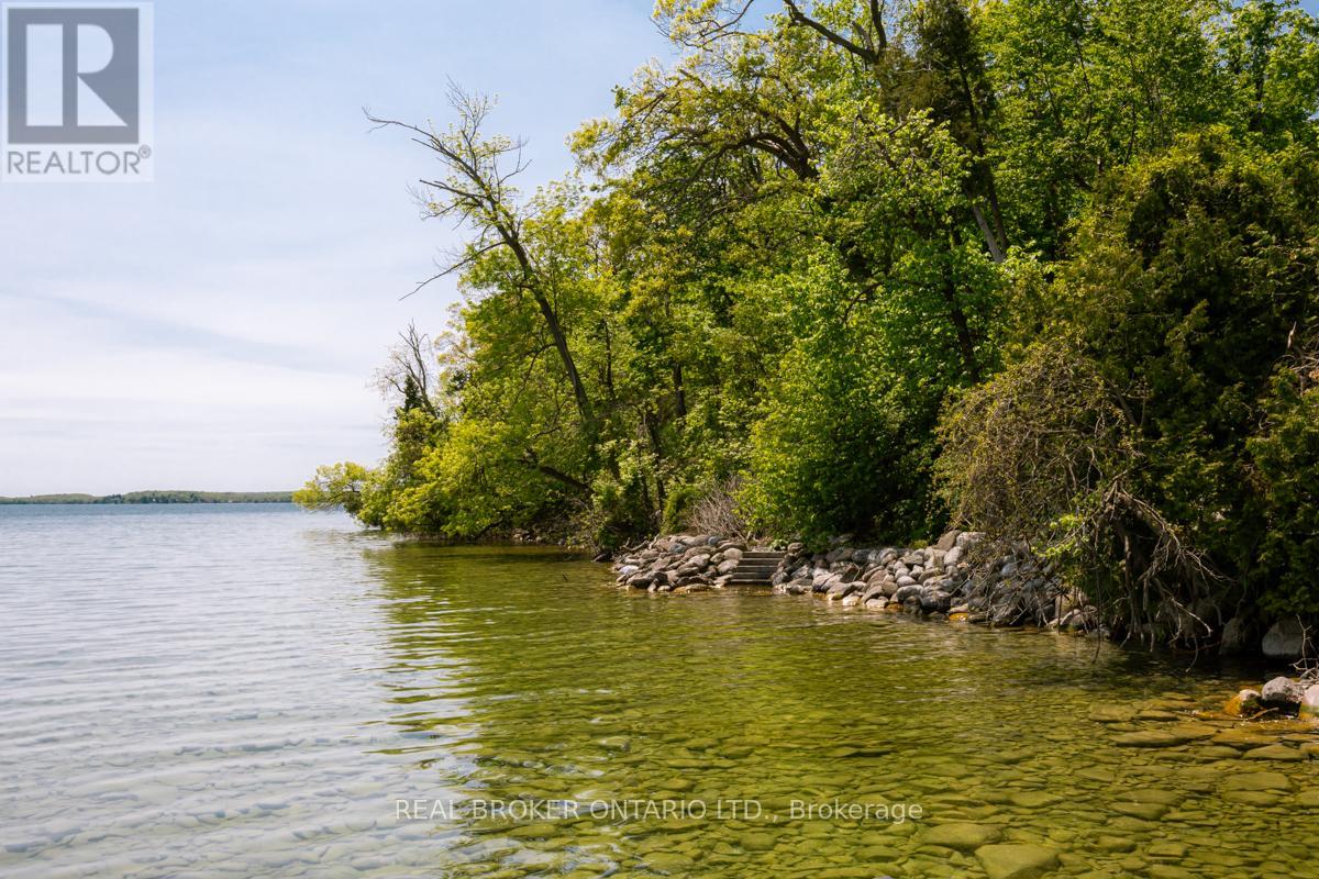 Photo 16 of 45 Ivy Lane, Orillia ON