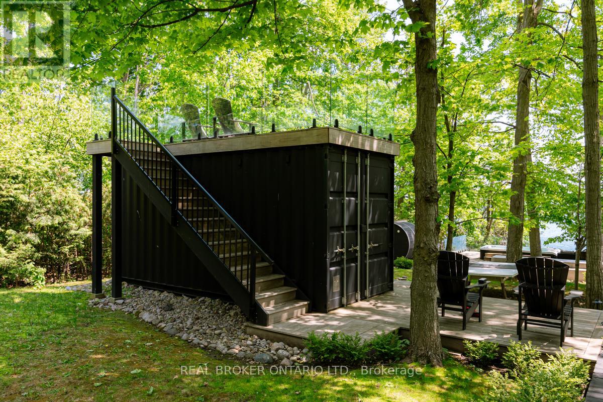 Photo 18 of 45 Ivy Lane, Orillia ON