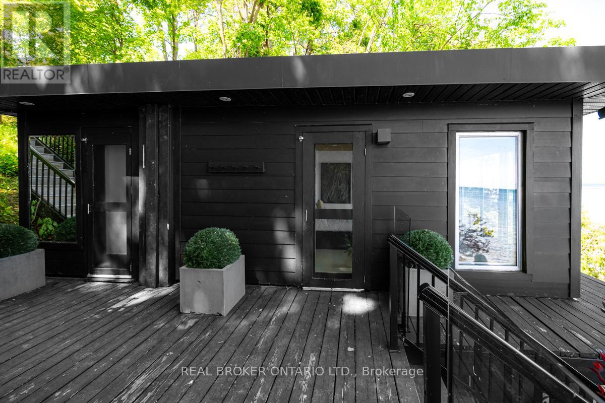 Photo 11 of 45 Ivy Lane, Orillia ON