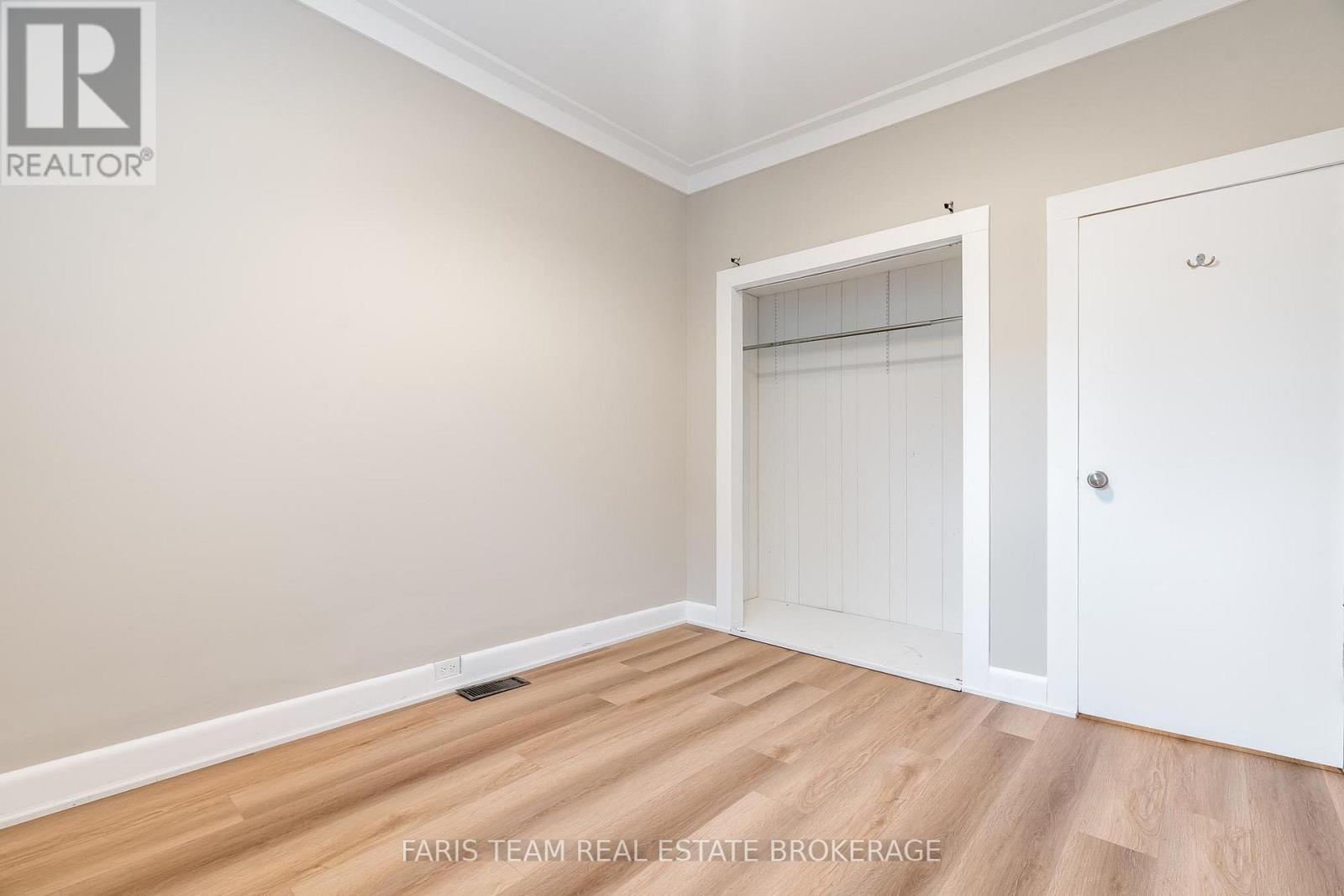 Photo 14 of 79 Poyntz Street, Penetanguishene ON