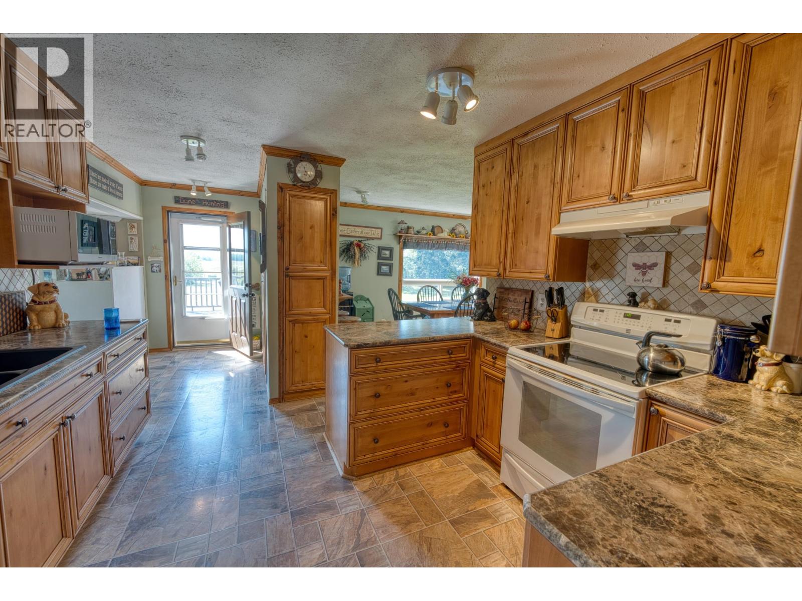 Photo 32 of 17266 Prespatou Road, Fort St John BC