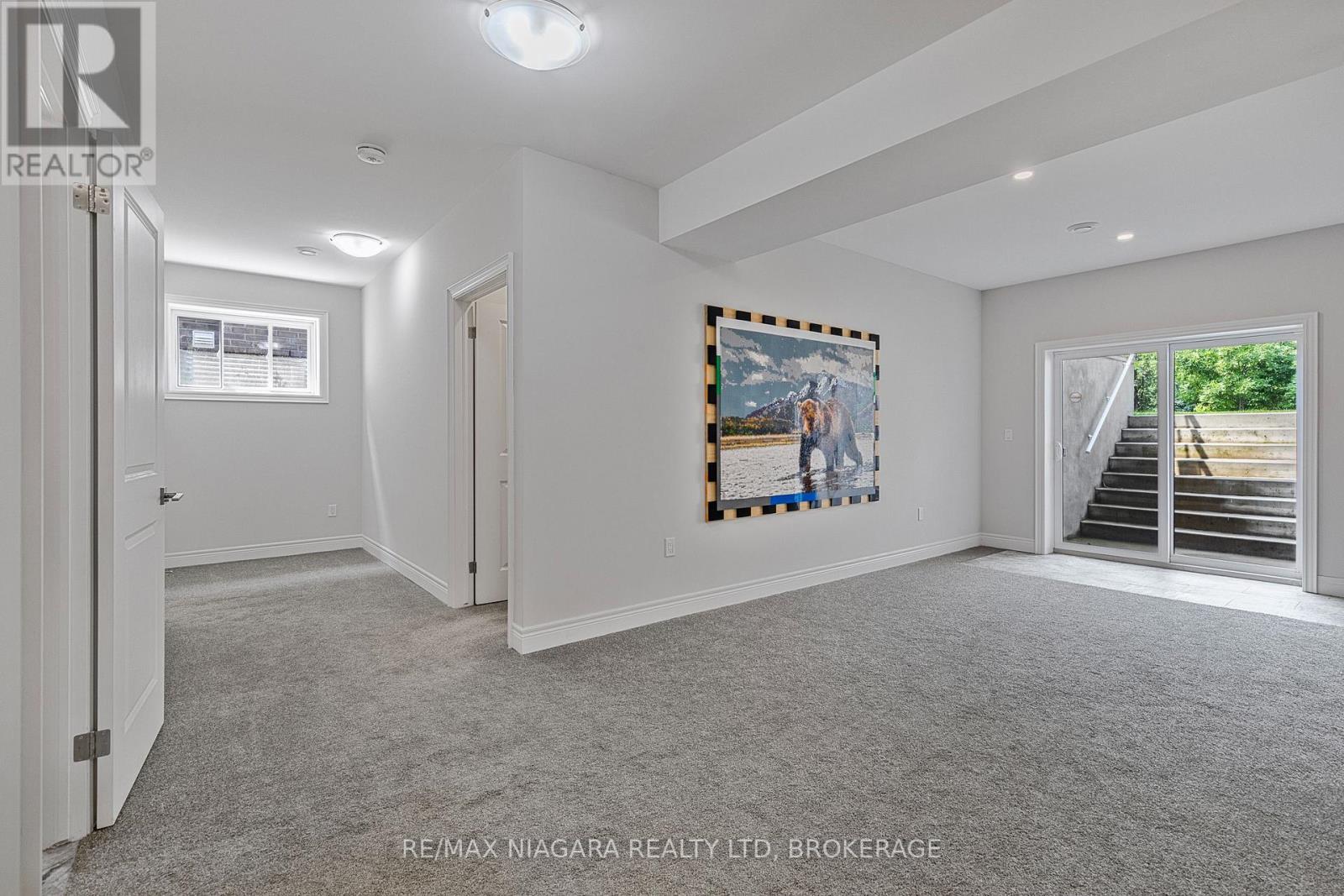 Photo 44 of 254 Lancaster Drive, Port Colborne ON