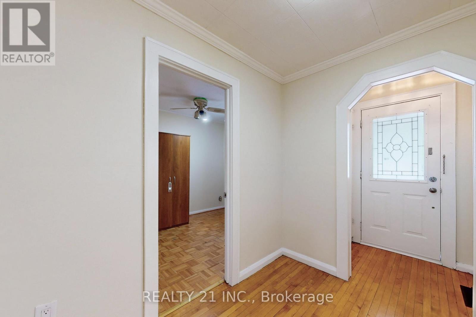 Photo 42 of 3131 Churchill Avenue, Mississauga ON