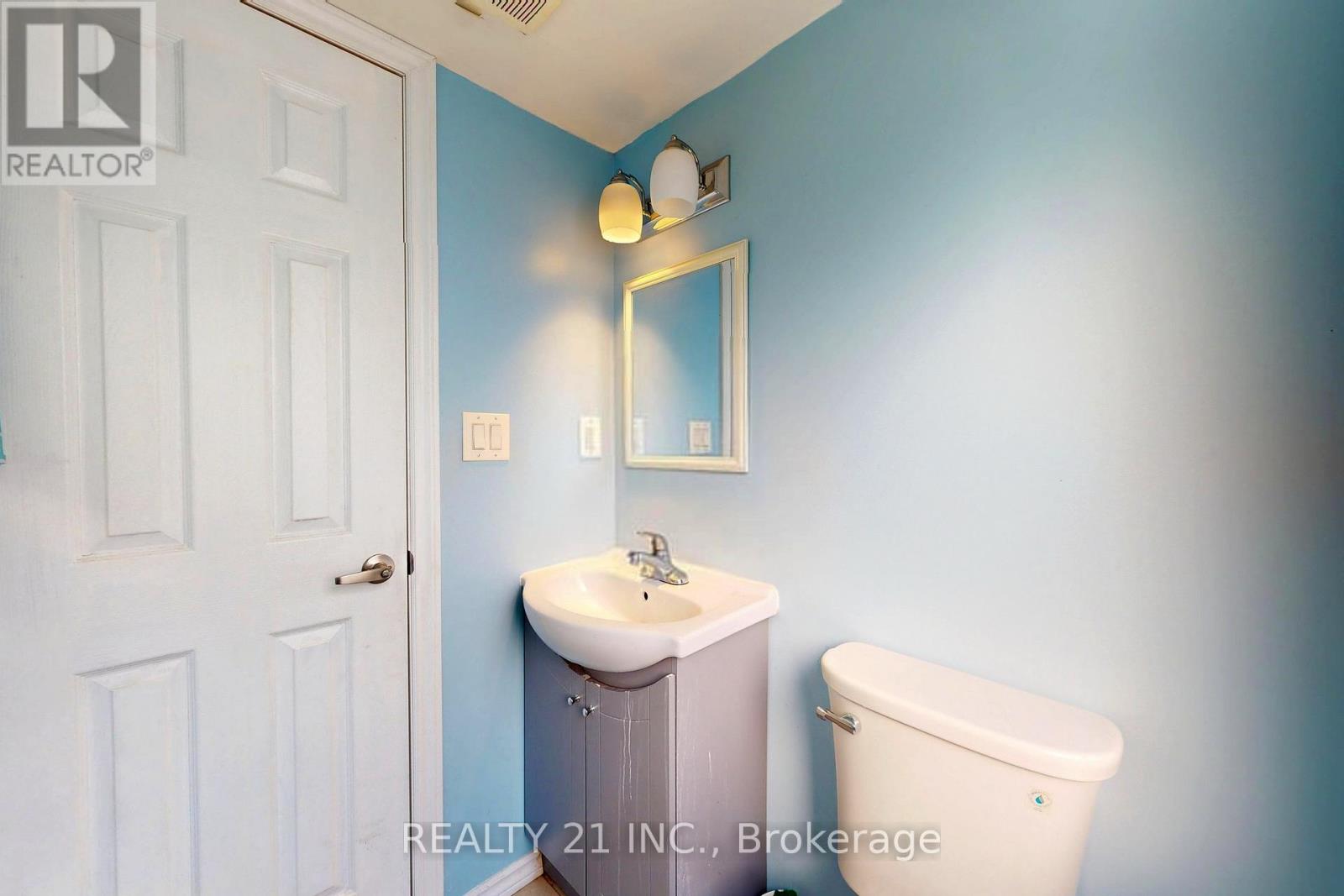 Photo 39 of 3131 Churchill Avenue, Mississauga ON