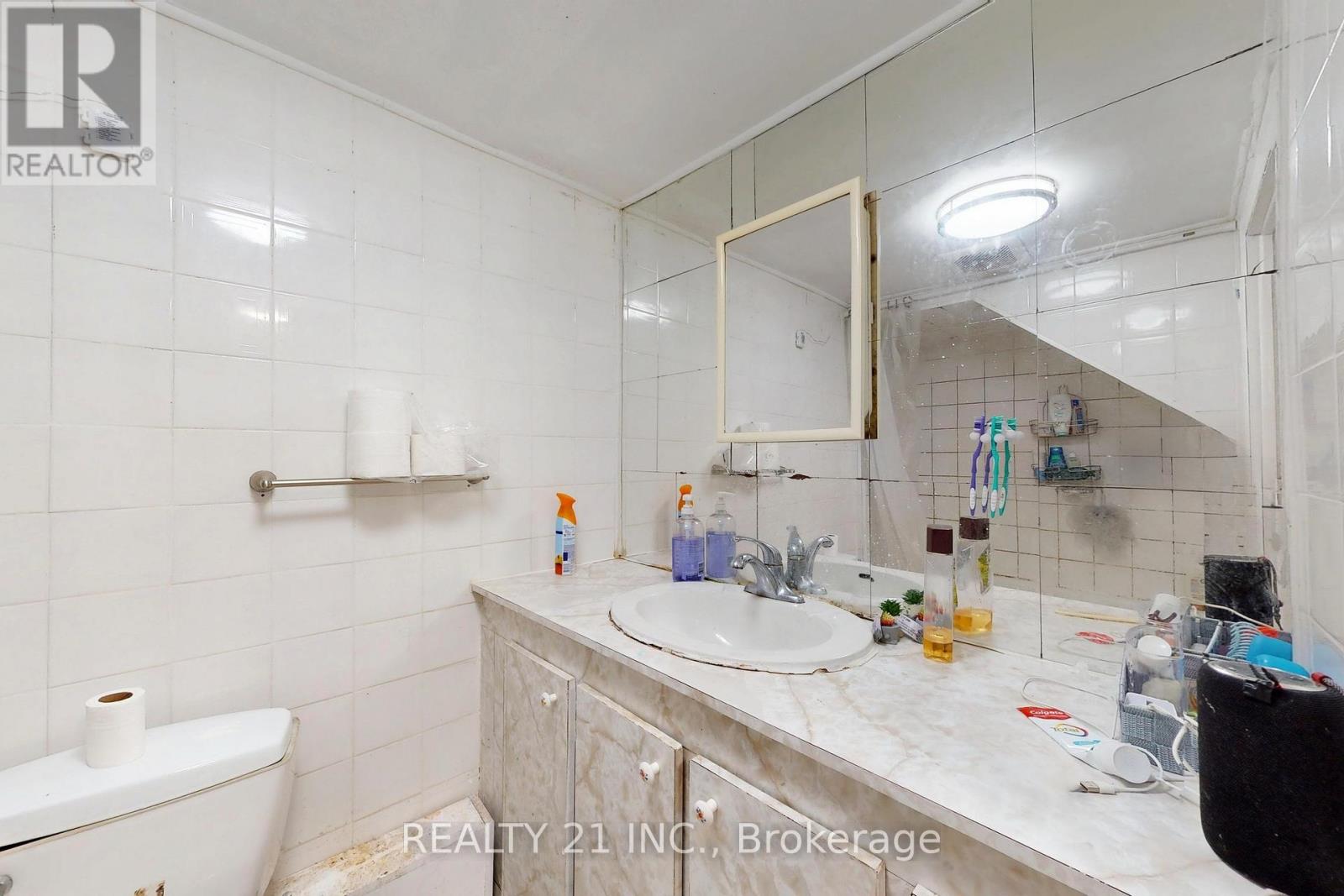 Photo 19 of 3131 Churchill Avenue, Mississauga ON