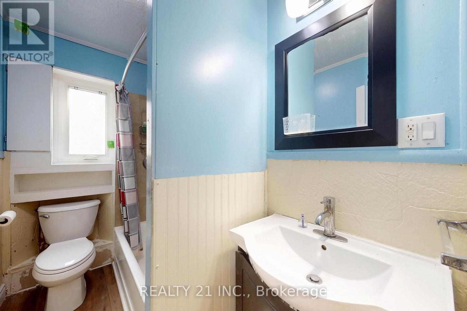 Photo 1 of 3131 Churchill Avenue, Mississauga ON