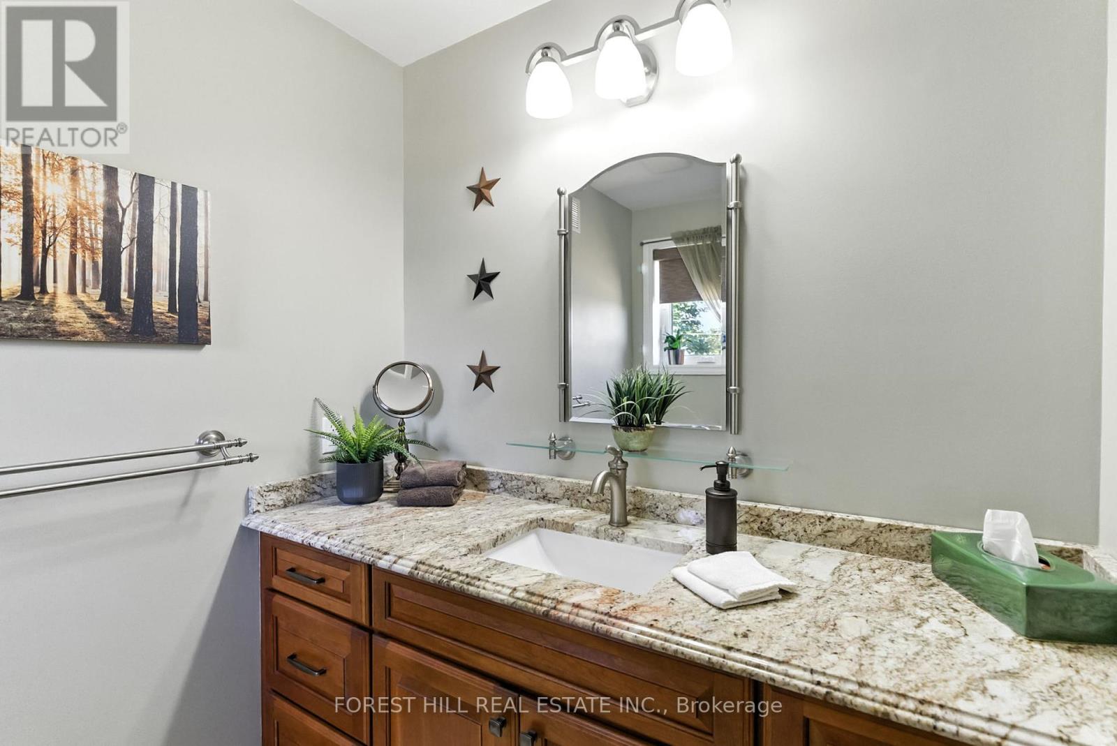 Photo 21 of 53 Nurse Avenue, Selwyn ON