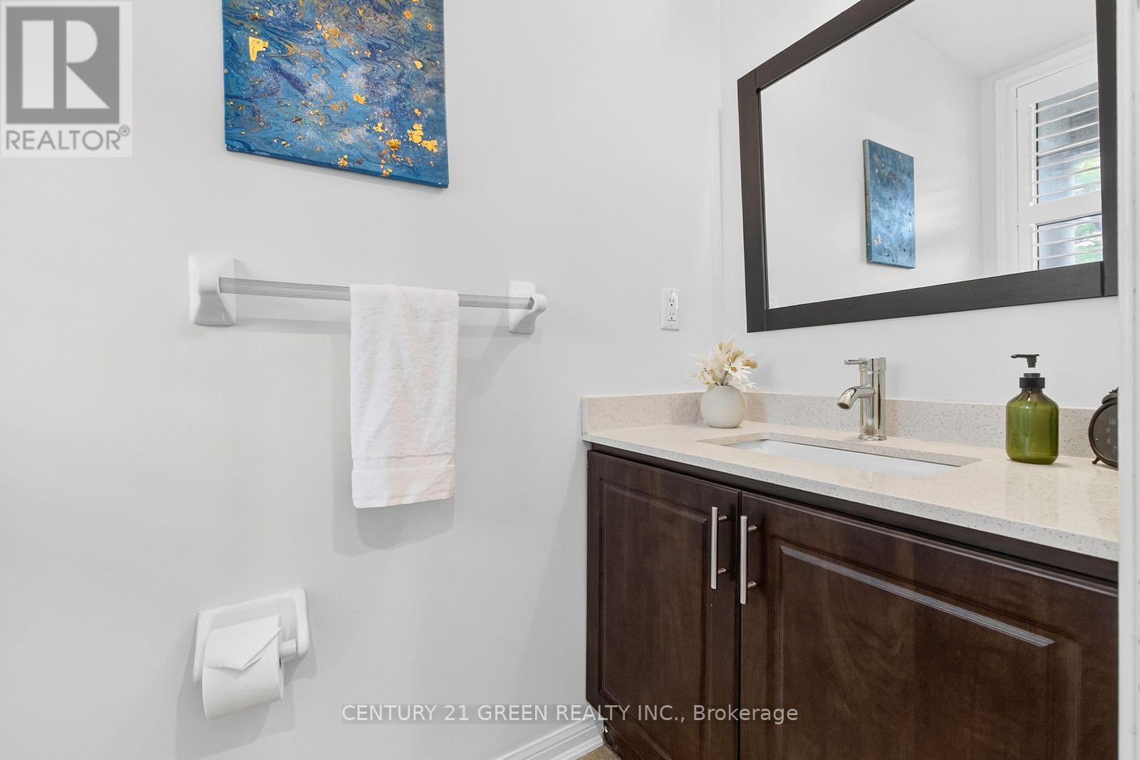 Photo 18 of 936 Rigo Crossing, Milton ON
