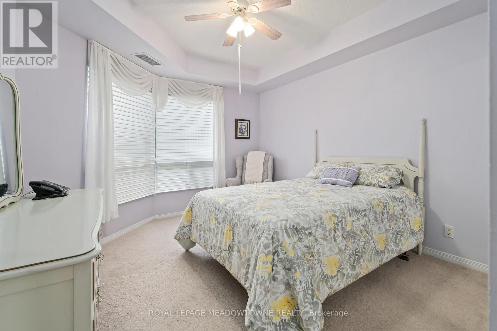 Photo 29 of 104 24 Chapel Street, Halton Hills ON