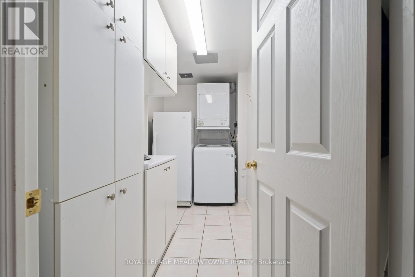 Photo 31 of 104 24 Chapel Street, Halton Hills ON