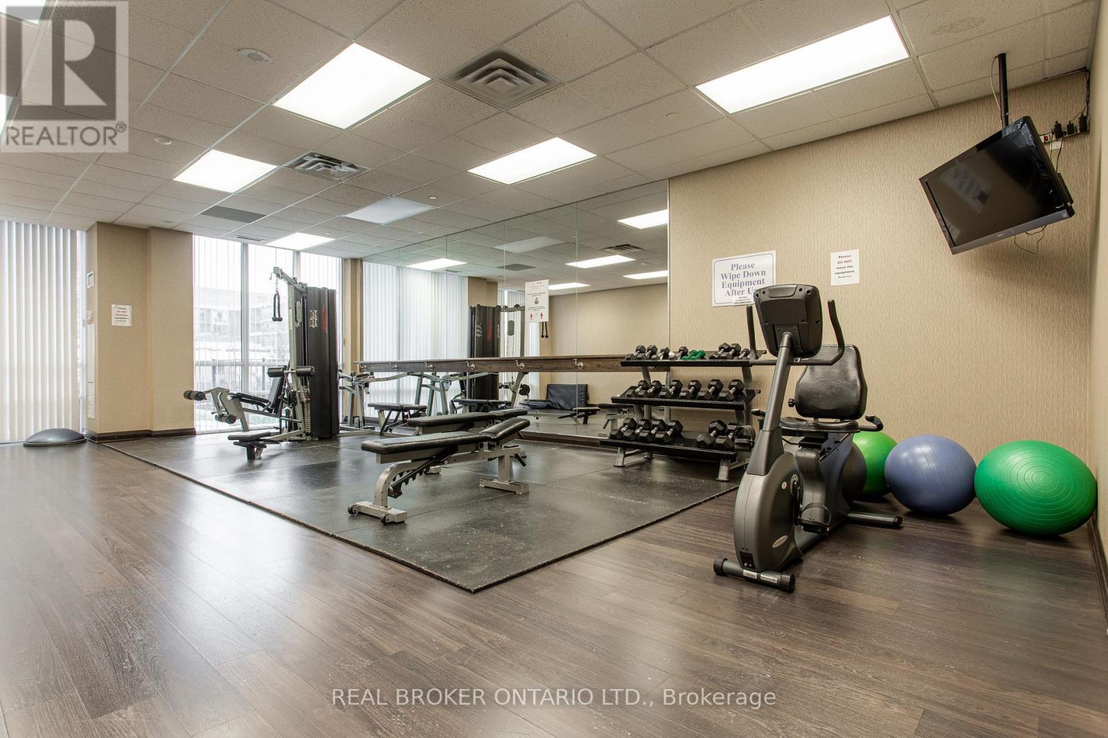 Photo 5 of 1603 1 Michael Power Place, Toronto ON