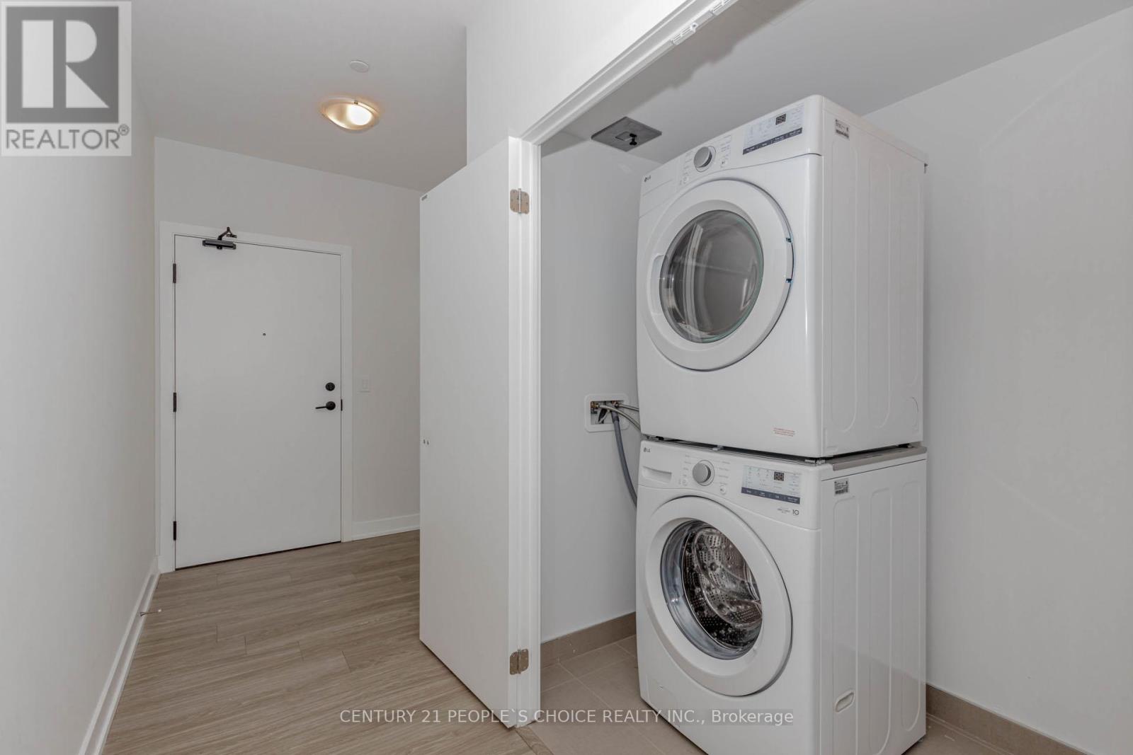Photo 30 of 2506 4130 Parkside Village Drive, Mississauga ON