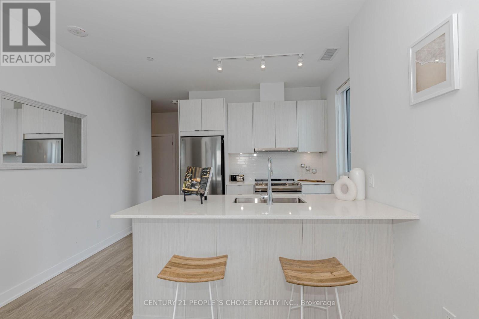 Photo 7 of 2506 4130 Parkside Village Drive, Mississauga ON