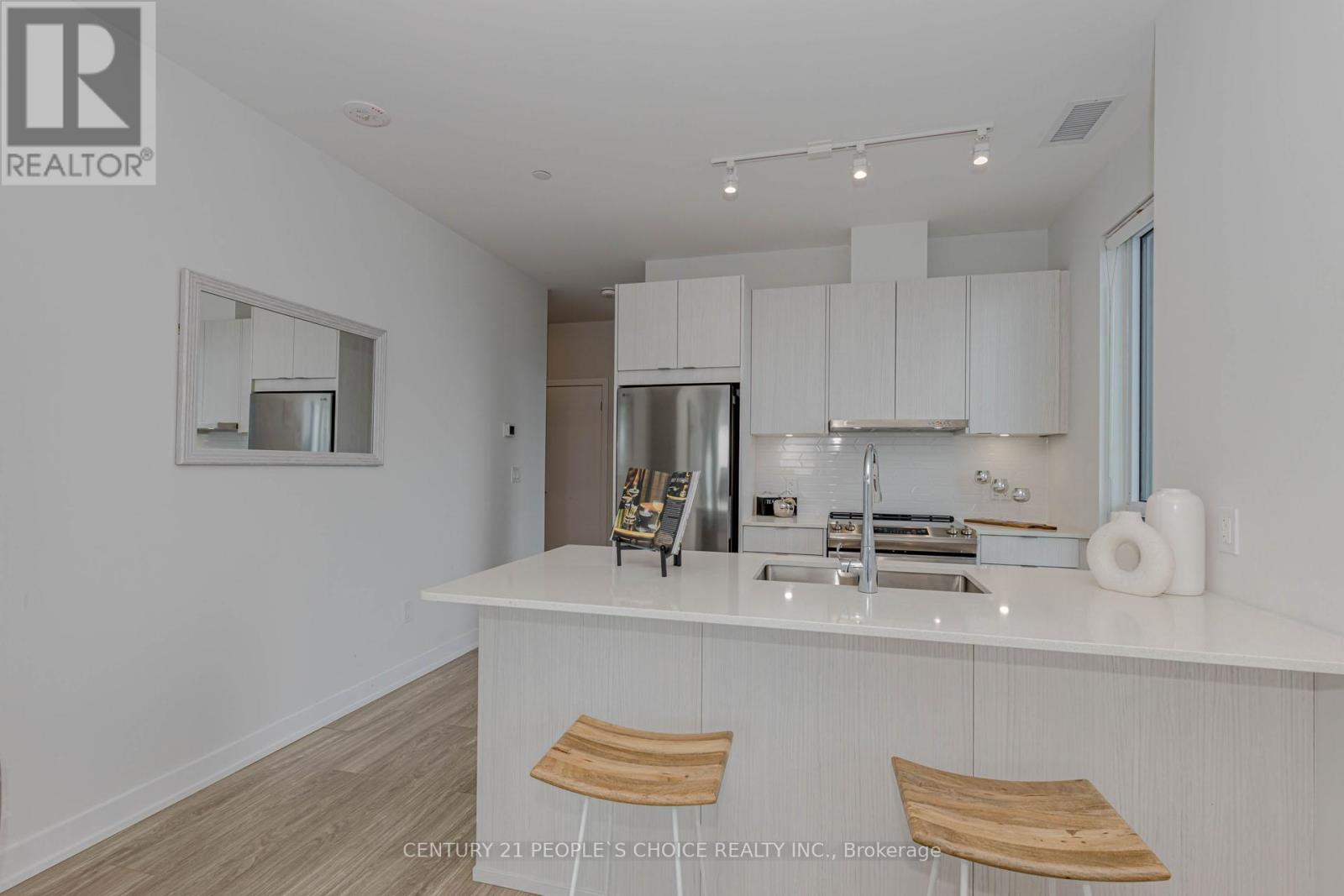 Photo 8 of 2506 4130 Parkside Village Drive, Mississauga ON