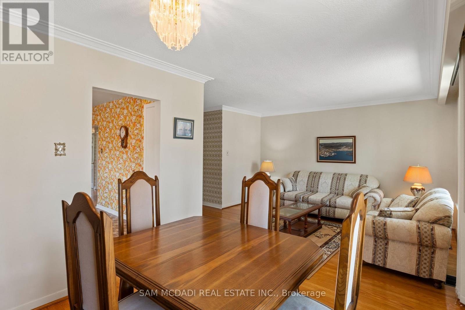 Photo 1 of 70 Frost Street, Toronto ON