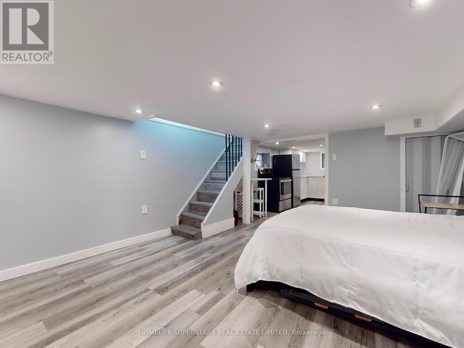 Photo 2 of 257 Prescott Avenue, Toronto ON