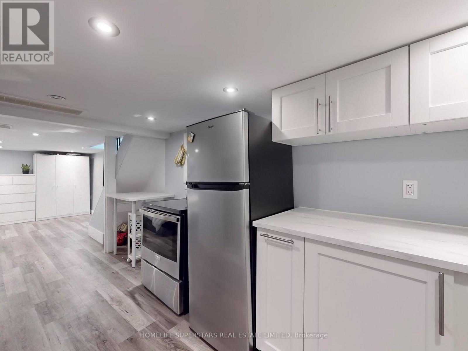 Photo 8 of 257 Prescott Avenue, Toronto ON