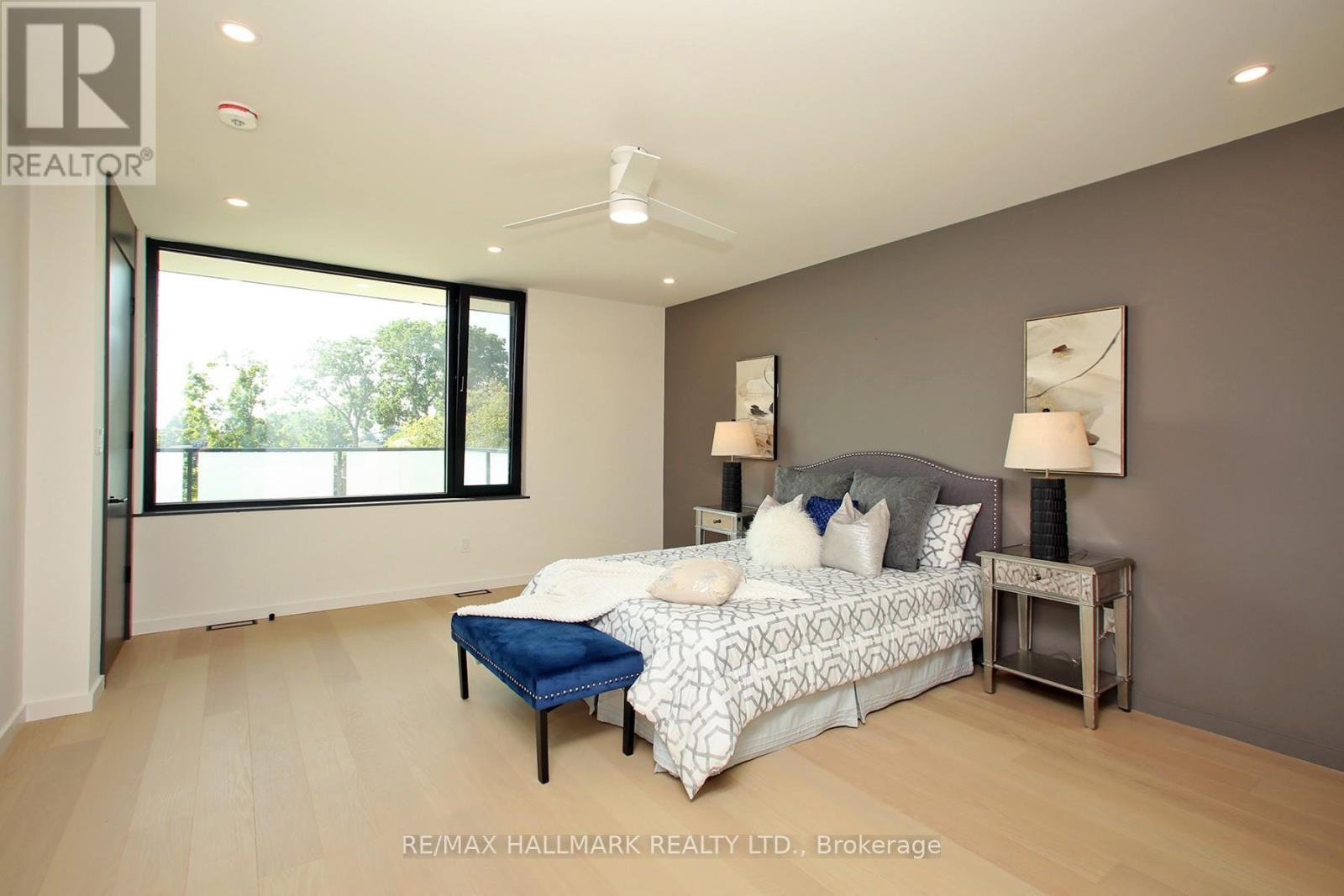 Photo 12 of 6 A Owen Street, Toronto ON