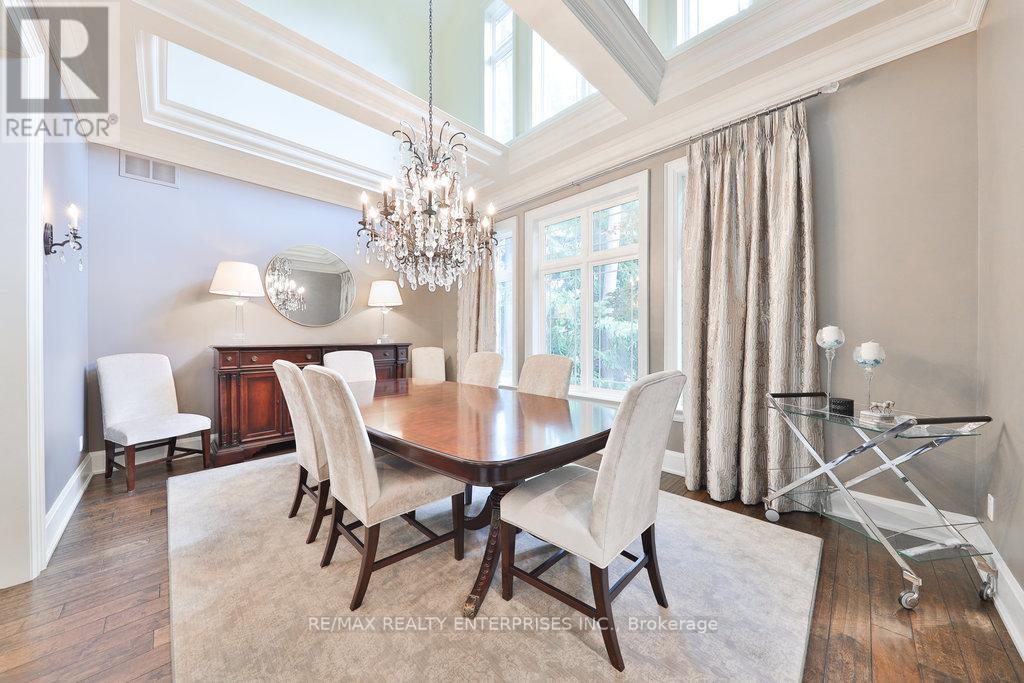 Photo 10 of 5047 Lakeshore Road, Burlington ON