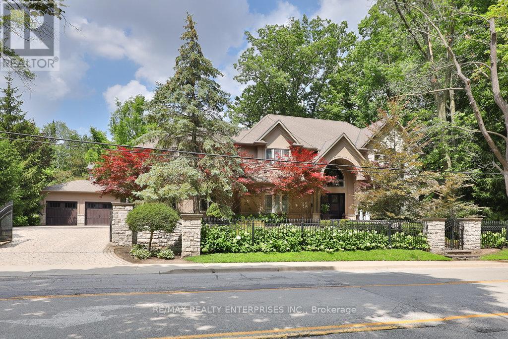 Photo 2 of 5047 Lakeshore Road, Burlington ON
