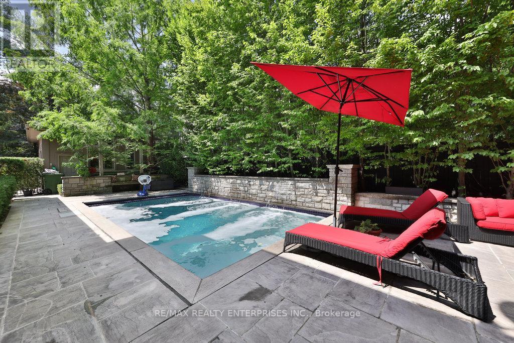 Photo 45 of 5047 Lakeshore Road, Burlington ON