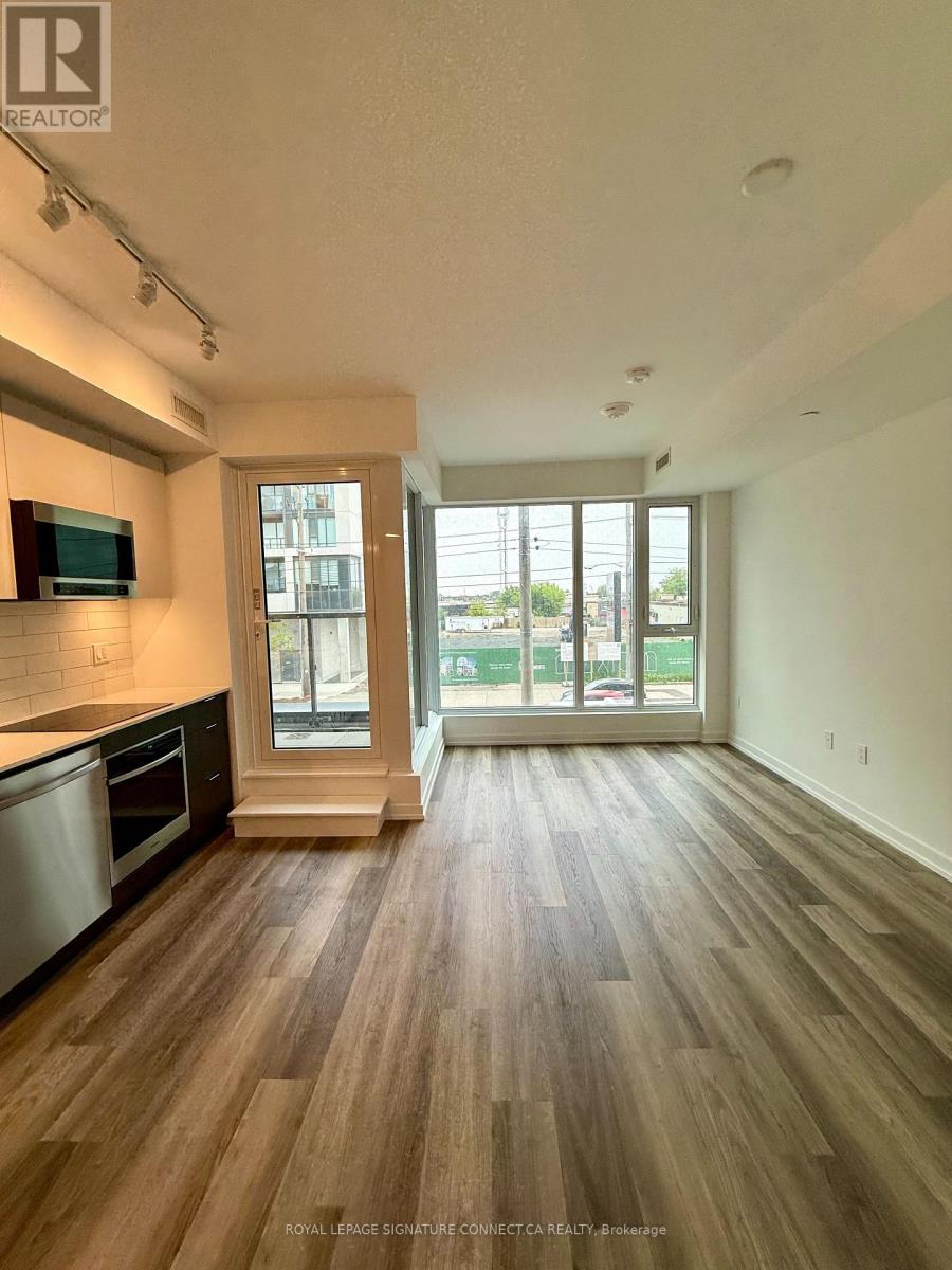 Photo 13 of 208 6 Chartwell Road, Toronto ON
