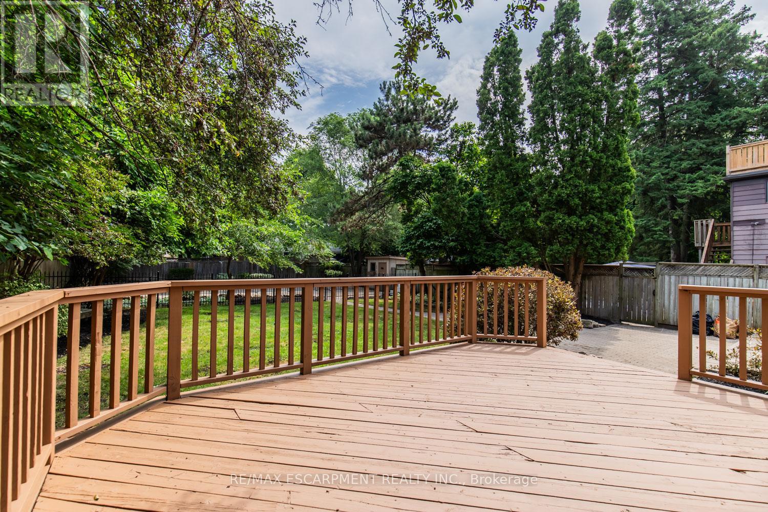 Photo 34 of 961 Shadeland Avenue, Burlington ON